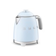 Smeg KLF05PBEU mini vízforraló, 50-es évek retrodesign, 0,8 liter, 1400 W, világoskék