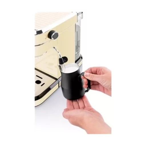 Eta_Storio_618190040_presszo_kavefozo-i551479