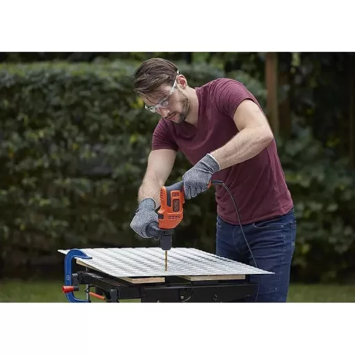 Black and Decker BEH200-QS ütvefúró