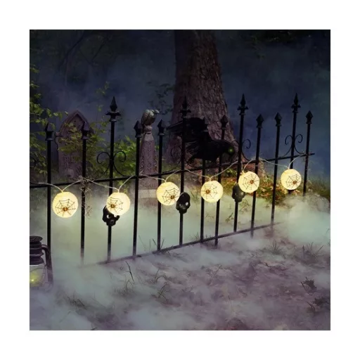 Family_Halloween_58172_Halloweeni_fenyfuzer-i741197