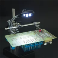 Handy_10103_paneltarto_nagyitoval_es_forrasztopaka_tartoval_LED_vilagitassal-i763708