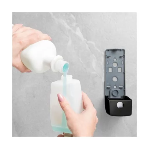 Vog_und_Arths_51119C_szappanadagolo-i892464