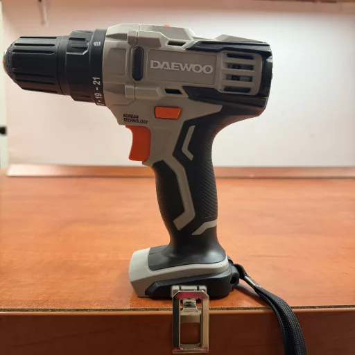 Daewoo DALD18-P1 akkumulátoros fúró-csavarozó (értékcsökkentett)