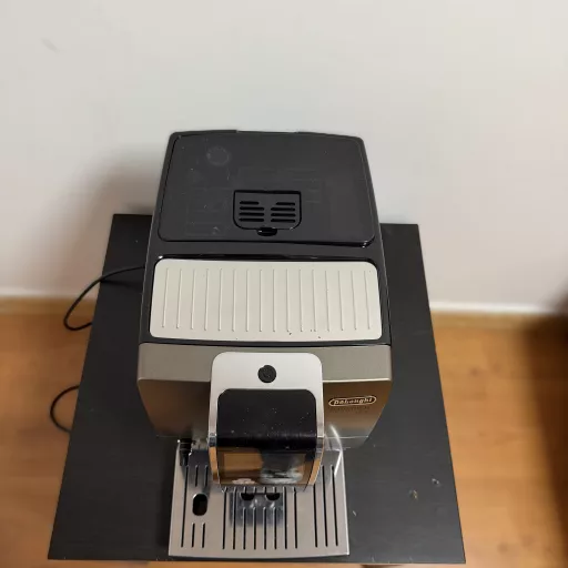 Delonghi ECAM380.95.TB Dinamica Plus automata kávéfőző (értékcsökkentett)