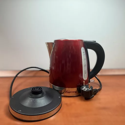 Girmi BL32 vízforraló (értékcsökkentett)