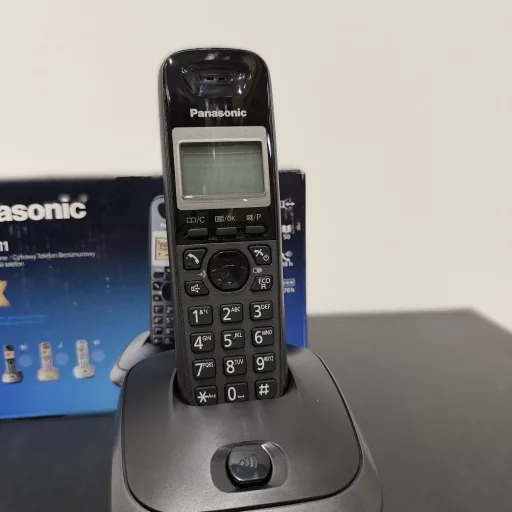Panasonic KXTG2511HGT DECT vezeték nélküli telefon (értékcsökkentett)