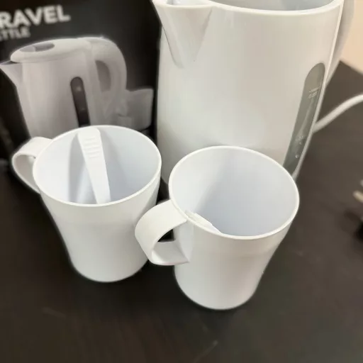 Russell Hobbs 23840-70 vízforraló (értékcsökkentett)