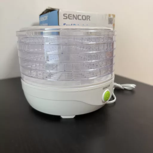 Sencor SFD750WH Gyümölcsaszaló (értékcsökkentett)