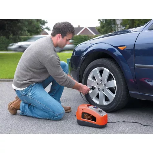 Black and Decker ASI300-QS légpumpa, 11 BAR/160PSI