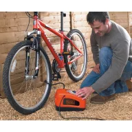 Black and Decker ASI300-QS légpumpa, 11 BAR/160PSI