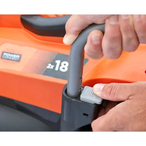 Black and Decker BCMW3318L2-QW akkumulátoros fűnyíró 2db 4 Ah akkuval 1 töltővel