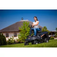 Villager VTR 650 fűnyíró traktor