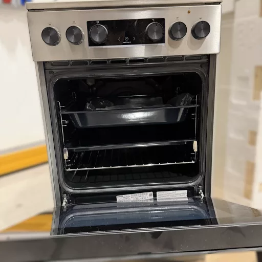 Gorenje GECS5C70XA kerámialapos tűzhely (értékcsökkentett)