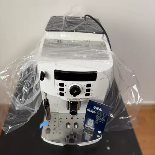 DeLonghi ECAM 21.117 W Magnifica automata kávéfőző (értékcsökkentett)