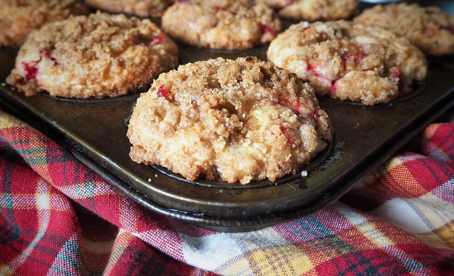 Vörös áfonyás muffin